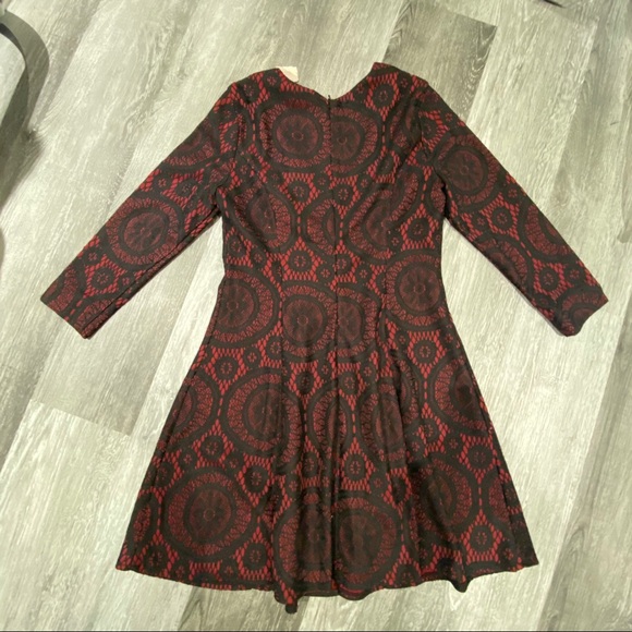 *BNWT* Black and red dress - Picture 4 of 4